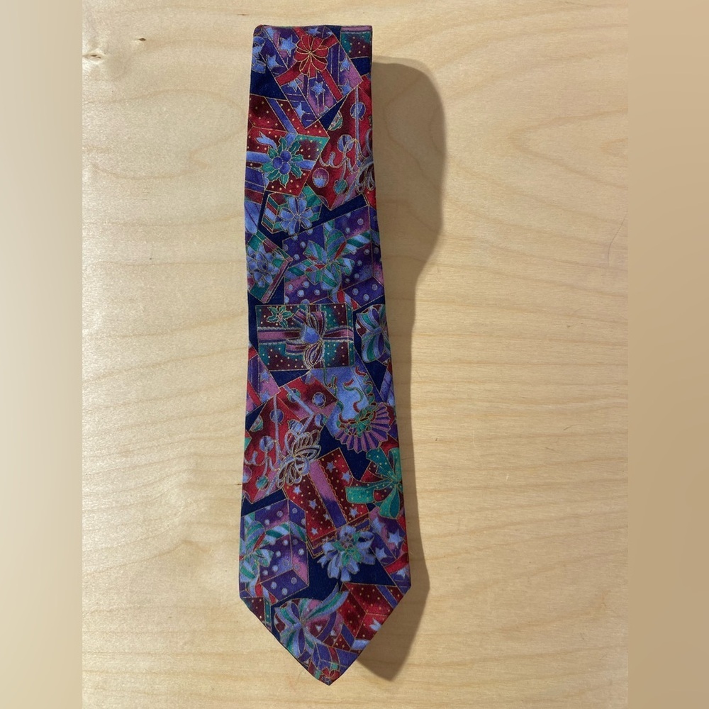 Colorful Christmas Patterned Men's Tie (NH)